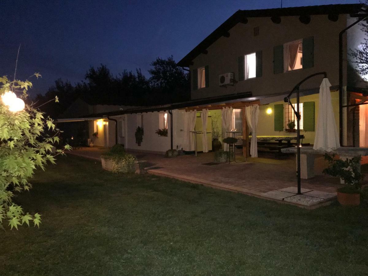 Appartamento "Casa Vacanze Corte Ara Decima" Sona Exterior foto